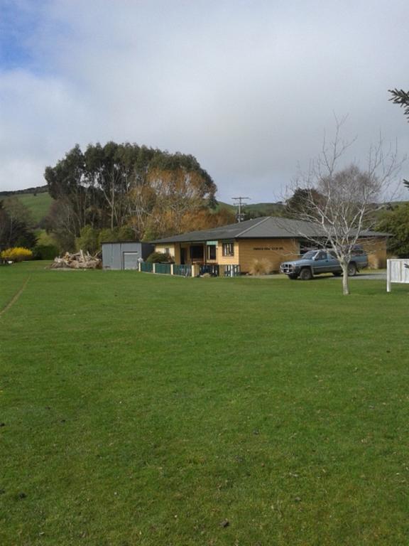 Catlins Newhaven Holiday Park Owaka Екстер'єр фото